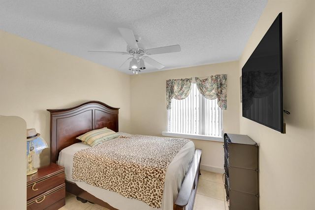 5379 Verona Drive H, Boynton Beach, FL 33437
