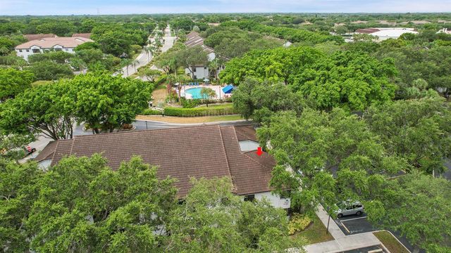 5379 Verona Drive H, Boynton Beach, FL 33437
