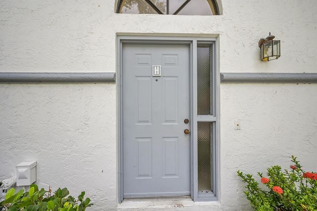 5379 Verona Drive H, Boynton Beach, FL 33437