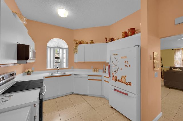 5379 Verona Drive H, Boynton Beach, FL 33437