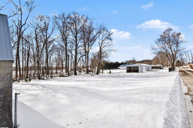 59460 Crumstown Highway, North Liberty, IN 46554