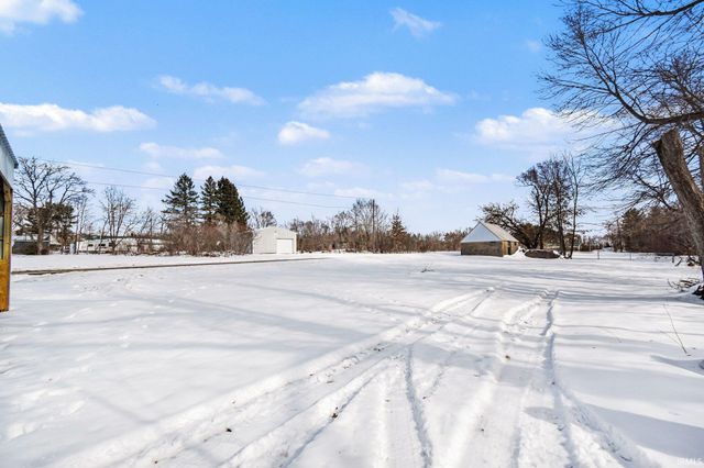 59460 Crumstown Highway, North Liberty, IN 46554