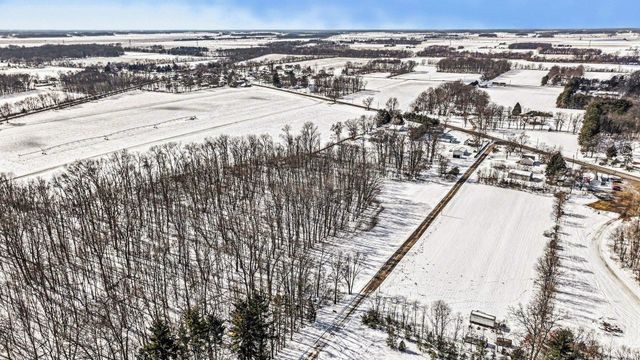 59460 Crumstown Highway, North Liberty, IN 46554