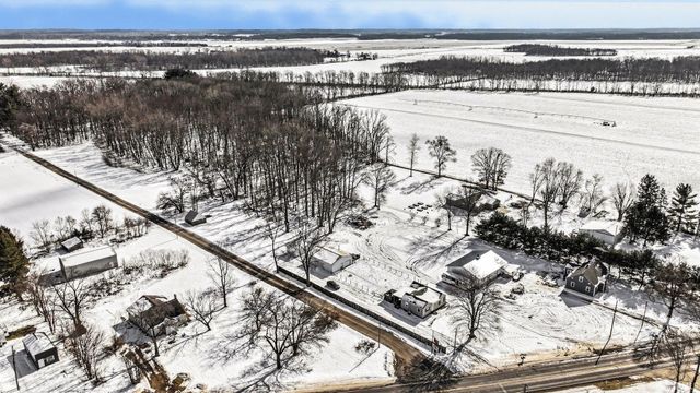 59460 Crumstown Highway, North Liberty, IN 46554