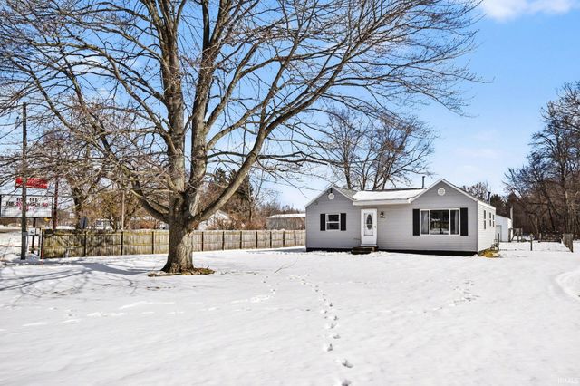 59460 Crumstown Highway, North Liberty, IN 46554