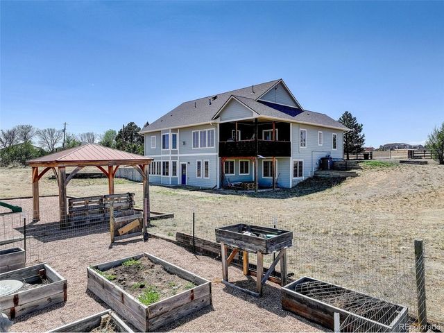 59956 E Commanche Way, Strasburg, CO 80136