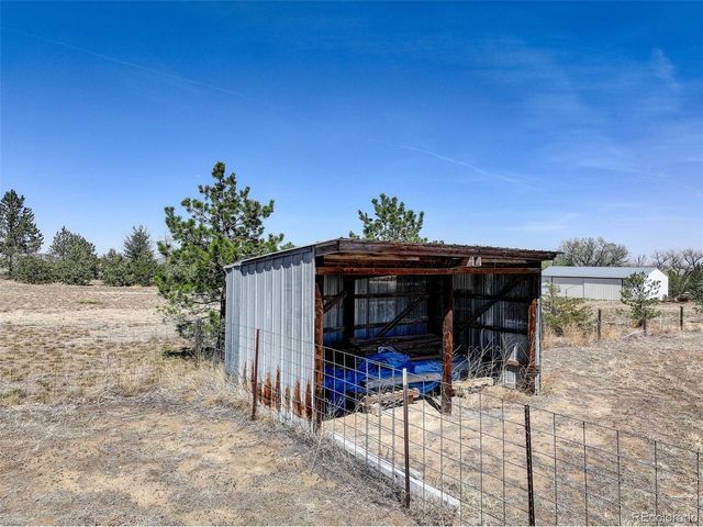 59956 E Commanche Way, Strasburg, CO 80136