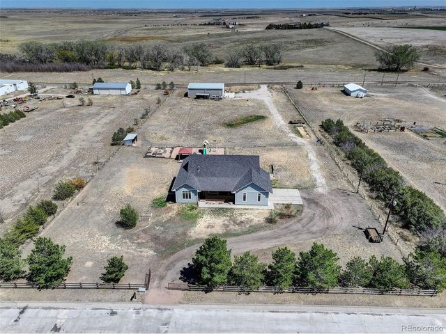 59956 E Commanche Way, Strasburg, CO 80136