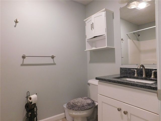 476 Ledge Road, Coventry, RI 02816