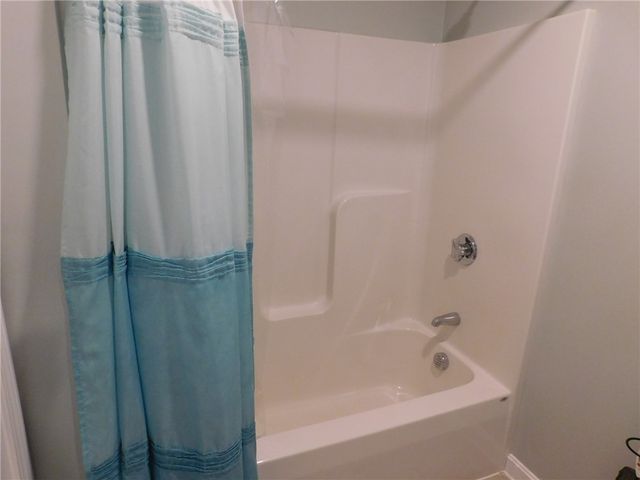476 Ledge Road, Coventry, RI 02816