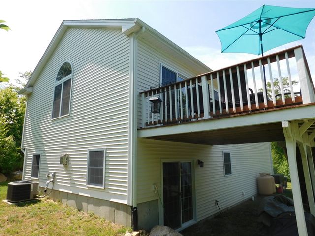 476 Ledge Road, Coventry, RI 02816