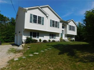 476 Ledge Road, Coventry, RI 02816