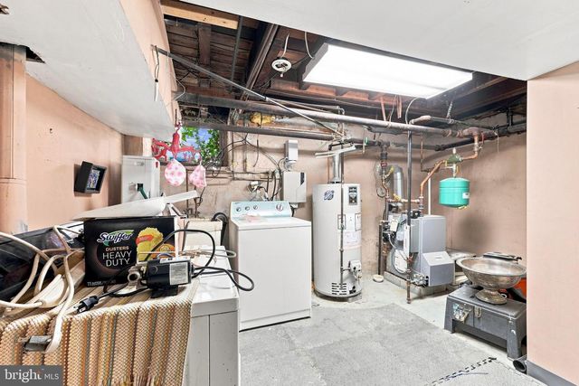 23 E PROVIDENCE RD, Lansdowne, PA 19050