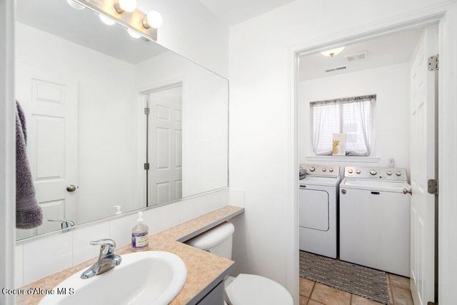 5824 N LA ROCHELLE DR, Coeur D'alene, ID 83815