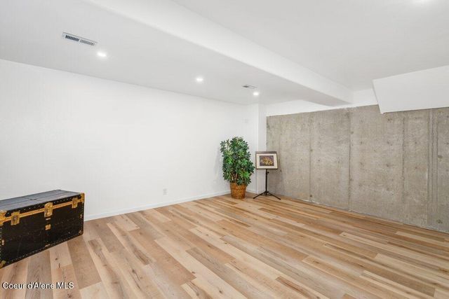 5824 N LA ROCHELLE DR, Coeur D'alene, ID 83815