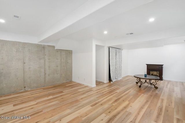 5824 N LA ROCHELLE DR, Coeur D'alene, ID 83815