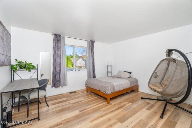 5824 N LA ROCHELLE DR, Coeur D'alene, ID 83815