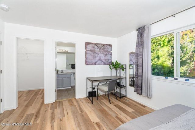 5824 N LA ROCHELLE DR, Coeur D'alene, ID 83815