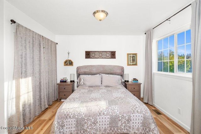 5824 N LA ROCHELLE DR, Coeur D'alene, ID 83815