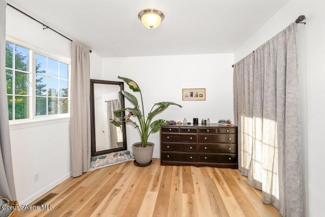 5824 N LA ROCHELLE DR, Coeur D'alene, ID 83815