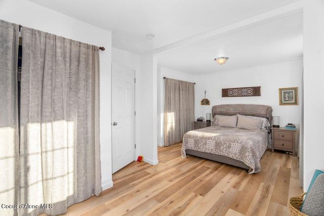 5824 N LA ROCHELLE DR, Coeur D'alene, ID 83815