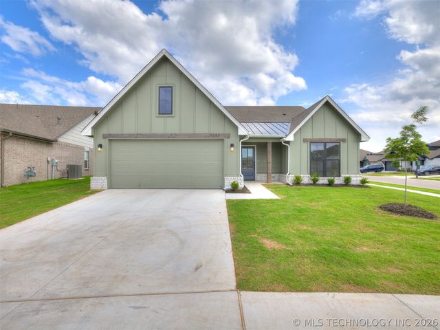 13512 N 60th East Place, Collinsville, OK 74021