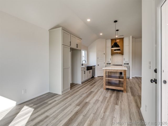 13512 N 60th East Place, Collinsville, OK 74021