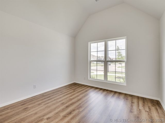 13512 N 60th East Place, Collinsville, OK 74021