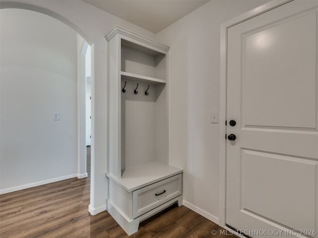 13512 N 60th East Place, Collinsville, OK 74021