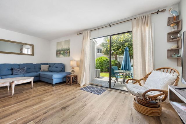 940 Highway 98 31, Destin, FL 32541