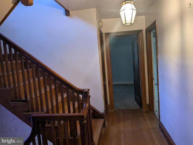 7009 LINCOLN DR, Philadelphia, PA 19119