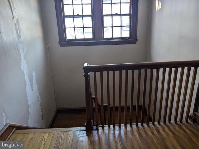 7009 LINCOLN DR, Philadelphia, PA 19119