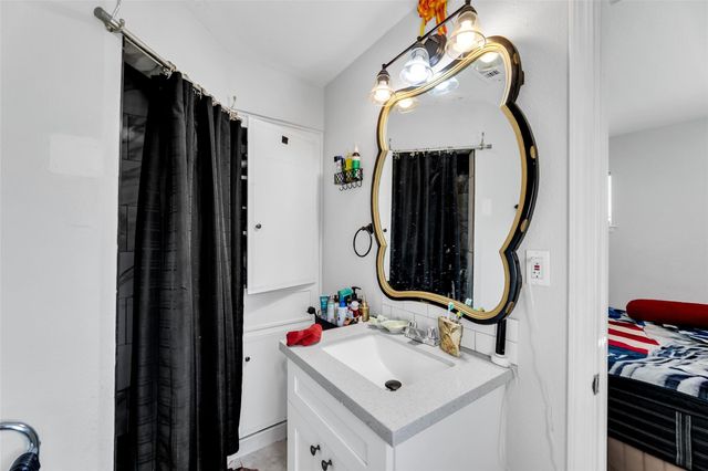 819 Hackberry Street, Stafford, TX 77477