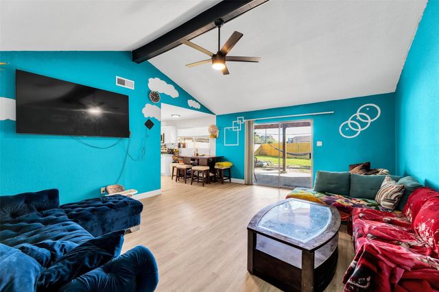 819 Hackberry Street, Stafford, TX 77477