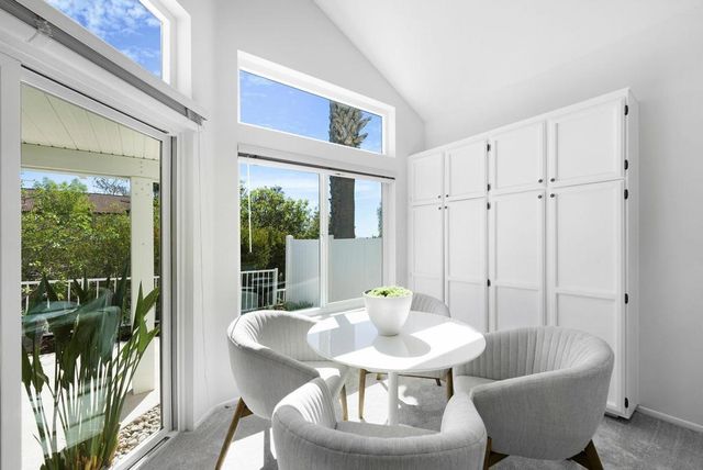 15511 Walton Heath Row, San Diego, CA 92128