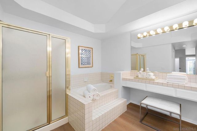 15511 Walton Heath Row, San Diego, CA 92128