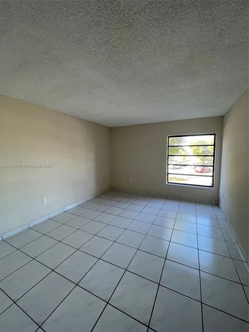 1350 SW 122nd Avenue 212, Miami, FL 33184