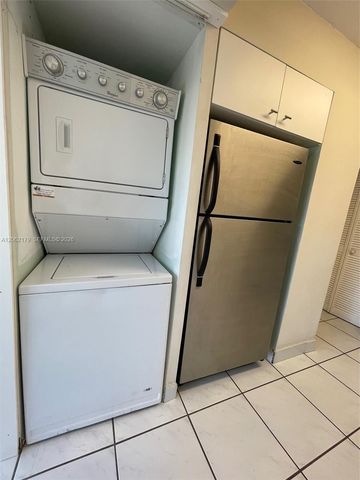1350 SW 122nd Avenue 212, Miami, FL 33184