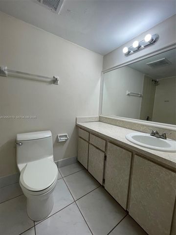 1350 SW 122nd Avenue 212, Miami, FL 33184