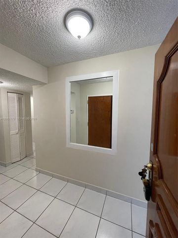 1350 SW 122nd Avenue 212, Miami, FL 33184
