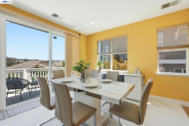 857 Bridgeway Cir, El Sobrante, CA 94803