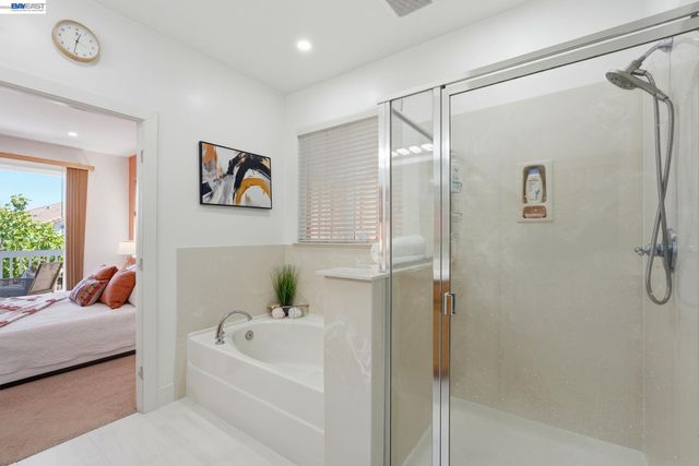 857 Bridgeway Cir, El Sobrante, CA 94803