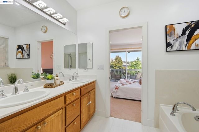 857 Bridgeway Cir, El Sobrante, CA 94803