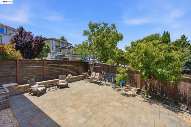 857 Bridgeway Cir, El Sobrante, CA 94803