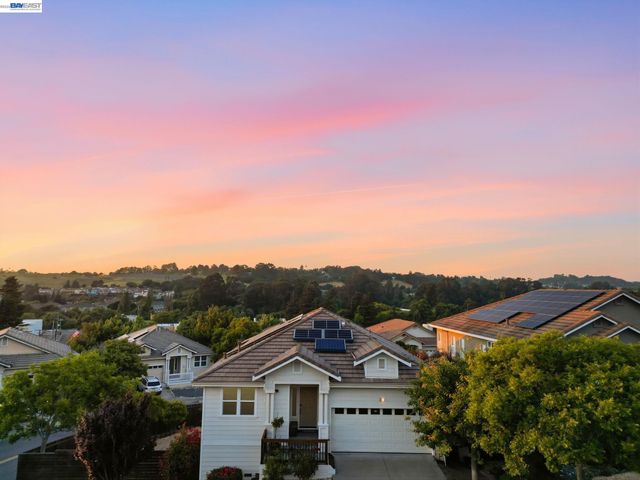 857 Bridgeway Cir, El Sobrante, CA 94803