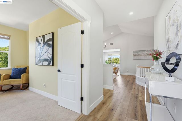 857 Bridgeway Cir, El Sobrante, CA 94803