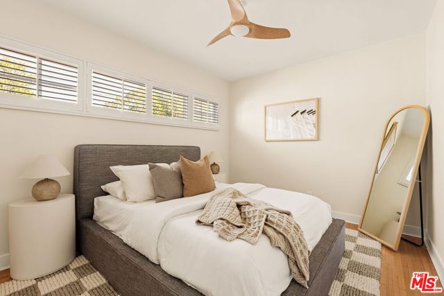 8116 Truxton Avenue, Los Angeles, CA 90045