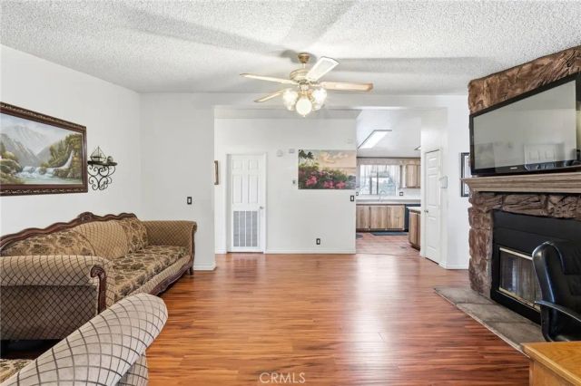 2121 E Ave I SPC 10 10, Lancaster, CA 93535