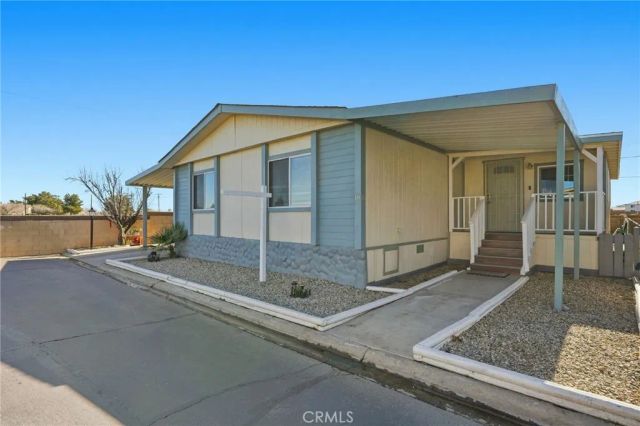 2121 E Ave I SPC 10 10, Lancaster, CA 93535