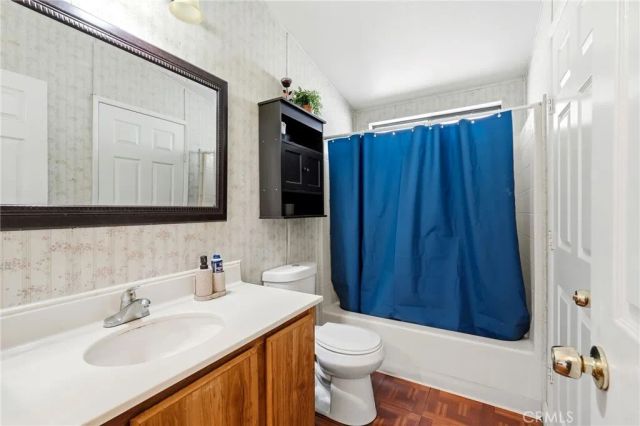 2121 E Ave I SPC 10 10, Lancaster, CA 93535